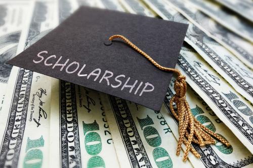 Three Do's and Don'ts of Scholarships